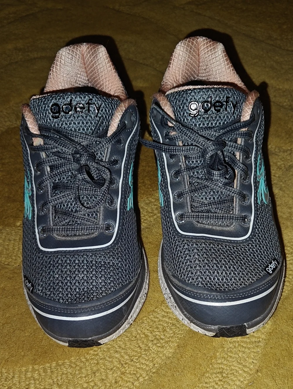 Lightweight Walking Shoes 👟